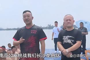 世界排名25vs102！澳大利亚半场0-0印度：射门14-3，射正2-1！